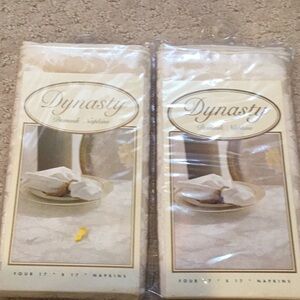 Dynasty damask napkins set of 8 ivory new in packages